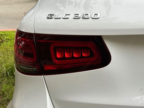 Used 2022 Mercedes-Benz GLC 300 4MATIC image 14