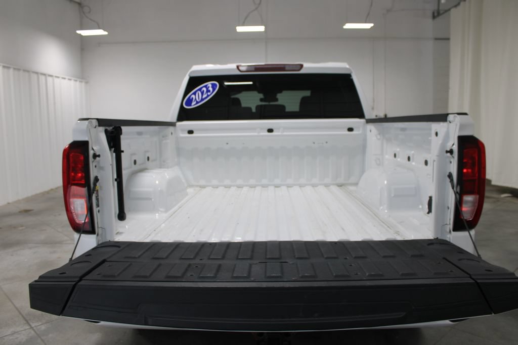 Used 2023 GMC Sierra 1500 Elevation AWD/4WD image 16