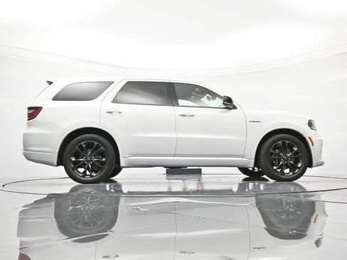 Used 2022 Dodge Durango R/T w/ Blacktop Package RWD image 40