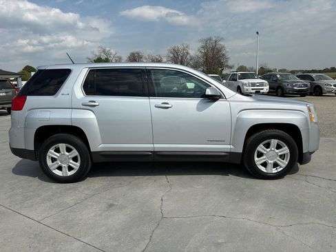 Used 2014 GMC Terrain SLE image 3