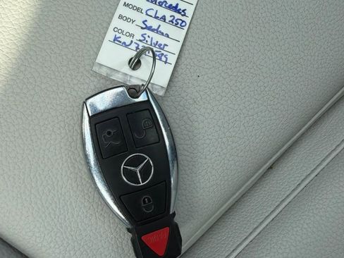 Used 2019 Mercedes-Benz CLA 250 4MATIC image 54