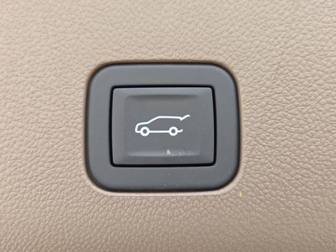 New 2026 GMC Yukon Denali w/ Denali Reserve Package image 6