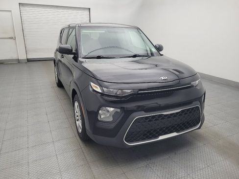 Used 2021 Kia Soul LX FWD image 14