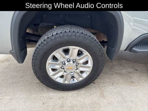 Used 2025 Chevrolet Silverado 2500 High Country image 10