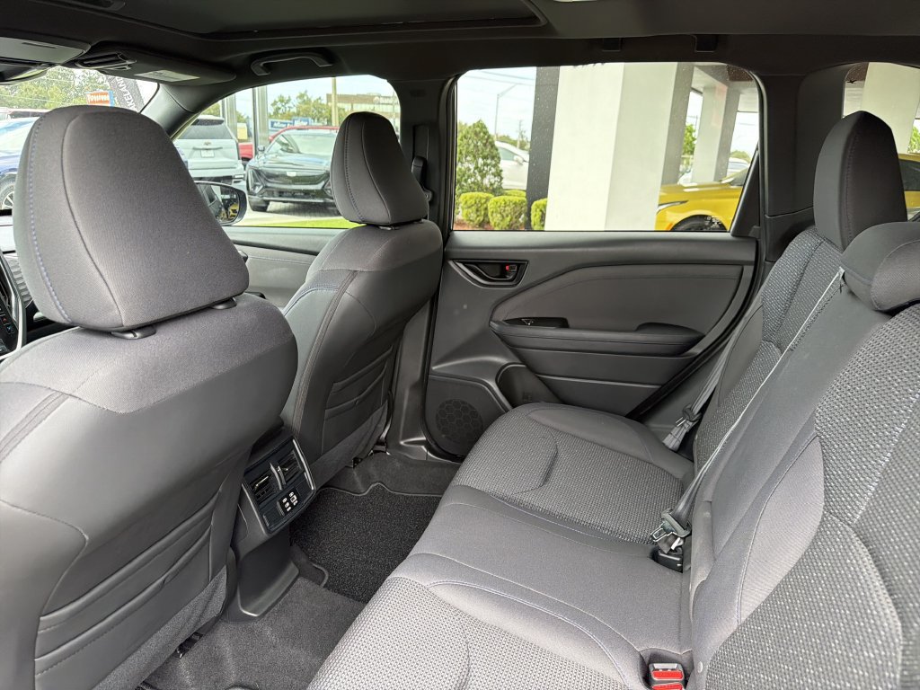 Certified 2025 Subaru Forester Premium AWD/4WD image 20