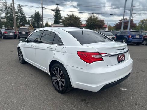 Used 2012 Chrysler 200 S w/ Sun/Sound Group image 10