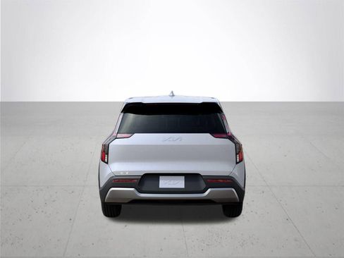 New 2026 Kia EV9 Light RWD image 5