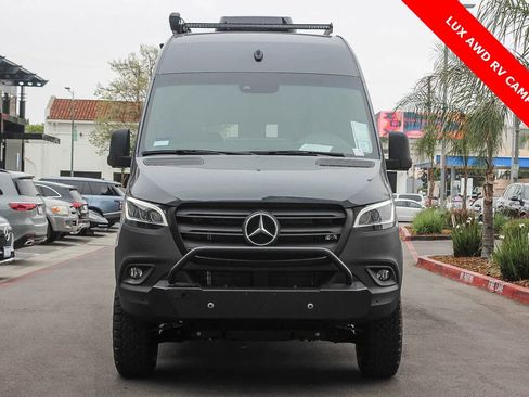Used 2023 Mercedes-Benz Sprinter 2500 image 2