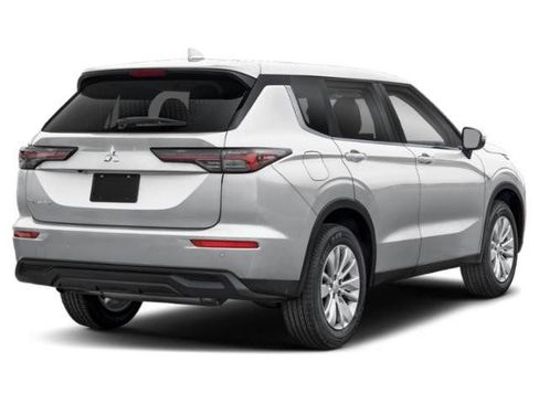 New 2026 Mitsubishi Outlander ES image 22