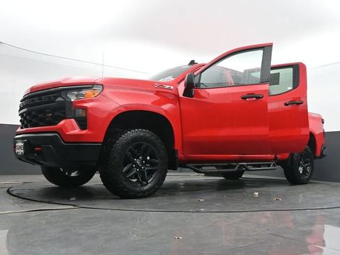 Used 2024 Chevrolet Silverado 1500 Custom Trail Boss AWD/4WD image 70