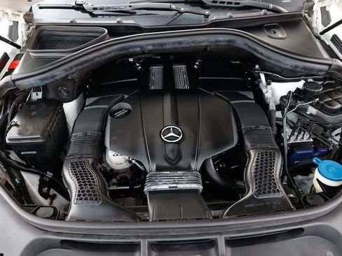 Used 2016 Mercedes-Benz GL 450 4MATIC image 52