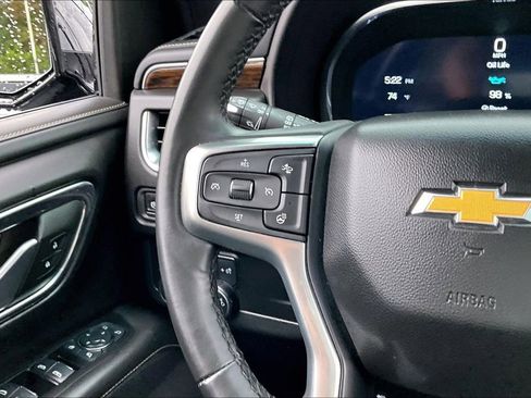 Used 2024 Chevrolet Suburban Premier AWD/4WD image 11