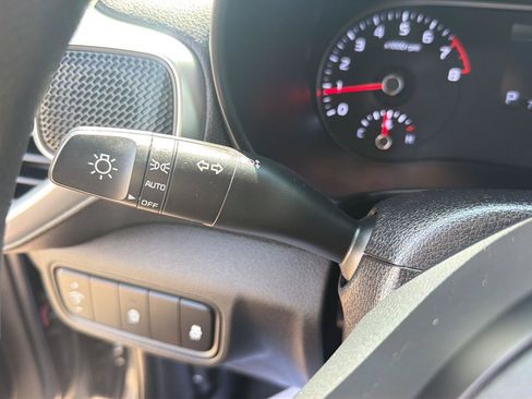Used 2022 Kia Soul LX FWD image 21