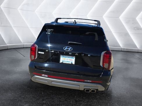 Used 2024 Hyundai Palisade SEL w/ Premium Package image 6