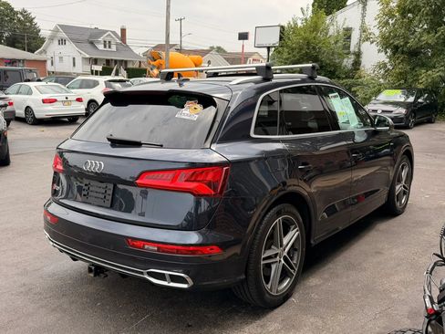 Used 2018 Audi SQ5 Premium Plus w/ S Sport Package AWD/4WD image 5
