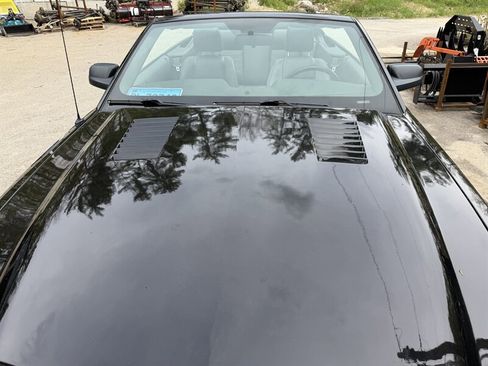 Used 2006 Ford Mustang GT RWD image 48
