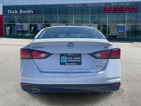 Used 2023 Nissan Altima 2.0 SR image 5