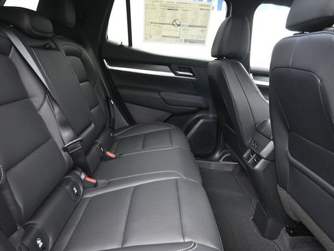 New 2027 GMC Terrain Elevation w/ Elevation Premium Package AWD/4WD image 10