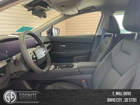 New 2025 Nissan Murano SV AWD/4WD image 9