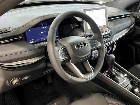 New 2025 Jeep Compass Limited w/ Driver Assist Group I image 10