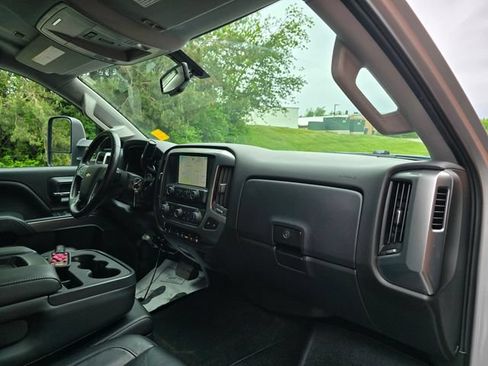 Used 2015 Chevrolet Silverado 2500 LT w/ LT Convenience Package AWD/4WD image 35