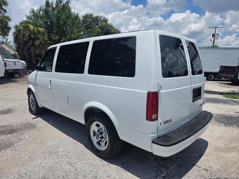 Used 2004 GMC Safari Passenger RWD image 9