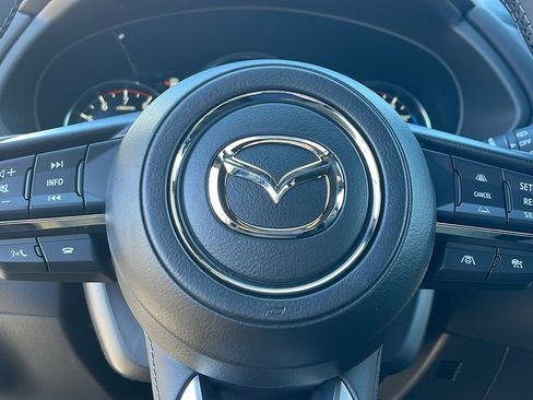 New 2025 MAZDA CX-5 Signature image 23