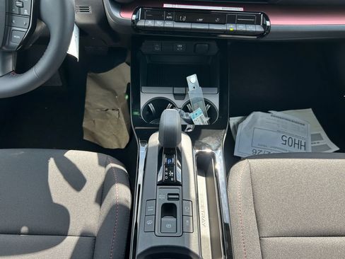 New 2026 Toyota Prius Plug-In Hybrid FWD image 11