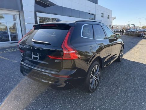 Certified 2022 Volvo XC60 B5 Momentum w/ Climate Package image 10
