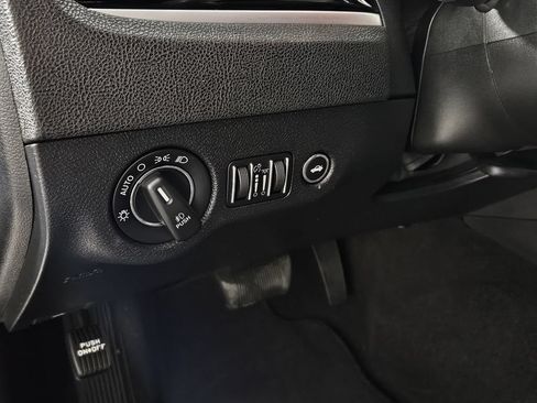 Used 2023 Chrysler 300 S RWD image 24