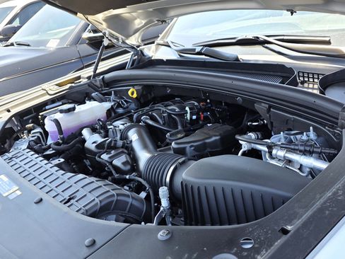 New 2025 Jeep Grand Cherokee L Laredo w/ Luxury Tech Group I image 18