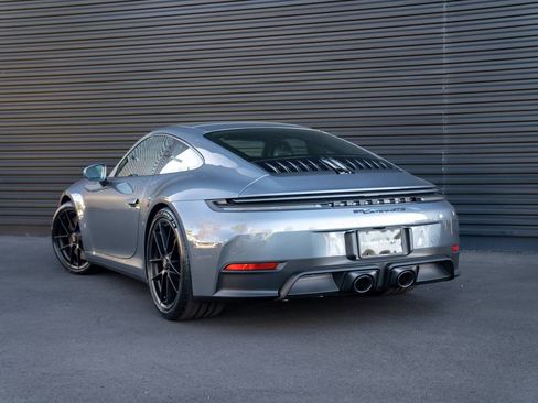 New 2026 Porsche 911 Carrera GTS RWD image 3