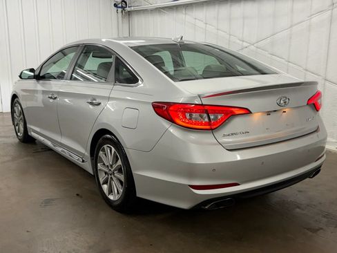 Used 2017 Hyundai Sonata Limited w/ Ultimate Package 04 FWD image 7