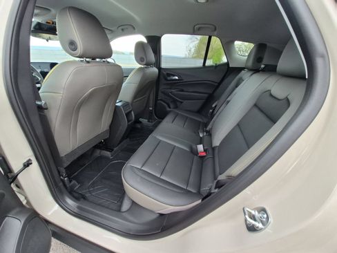 New 2026 Chevrolet Trax ACTIV FWD image 33