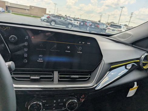 New 2026 Chevrolet Trax ACTIV FWD image 19