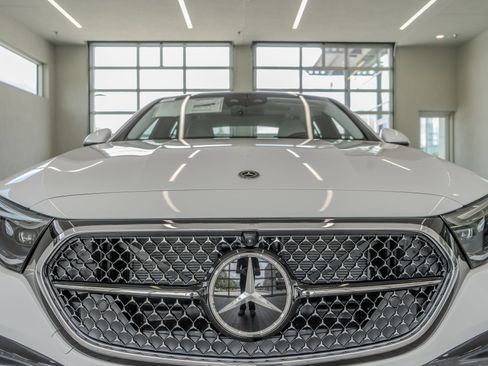 Certified 2026 Mercedes-Benz E 350 4MATIC Sedan image 23