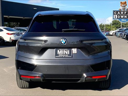 Used 2025 BMW iX xDrive50 AWD/4WD image 4