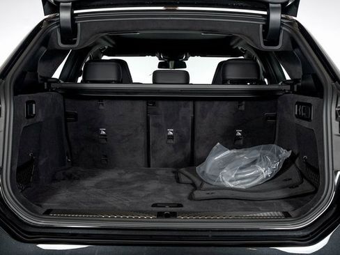 Used 2025 BMW M5 Touring w/ M Driver's Package image 5