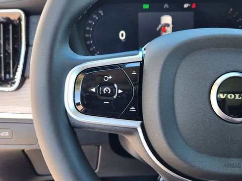 New 2026 Volvo XC90 B5 Core w/ Protection Package image 8