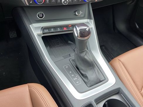 Certified 2025 Audi Q3 2.0T Premium w/ Convenience Package image 20