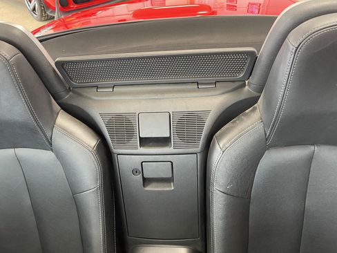 Used 2006 MAZDA MX-5 Miata Grand Touring w/ Premium Pkg image 18