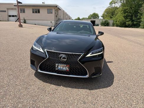 Used 2023 Lexus LS 500 AWD w/ Luxury Package image 9
