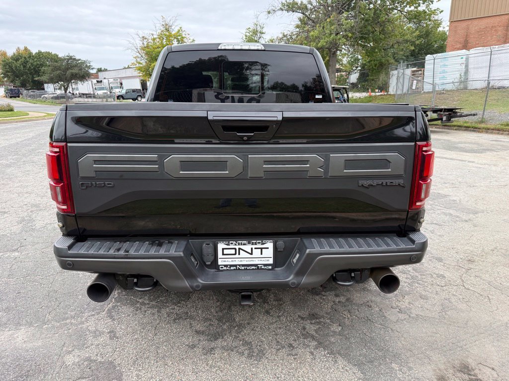 Used 2019 Ford F150 Raptor w/ Equipment Group 802A Luxury AWD/4WD image 3
