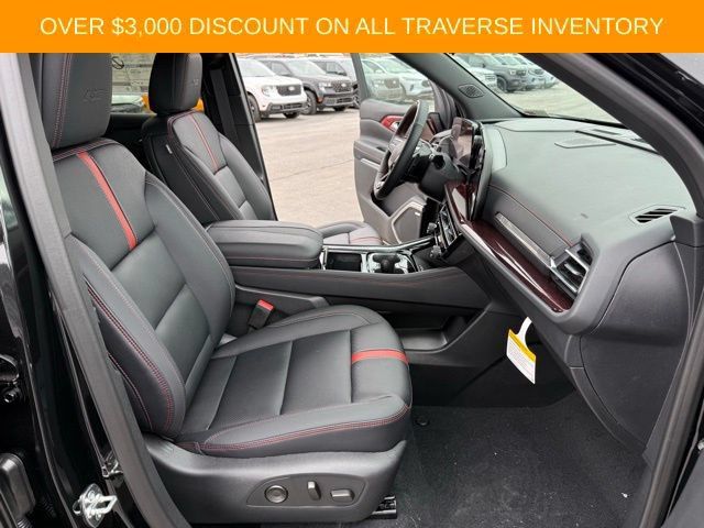 New 2026 Chevrolet Traverse RS AWD/4WD image 39