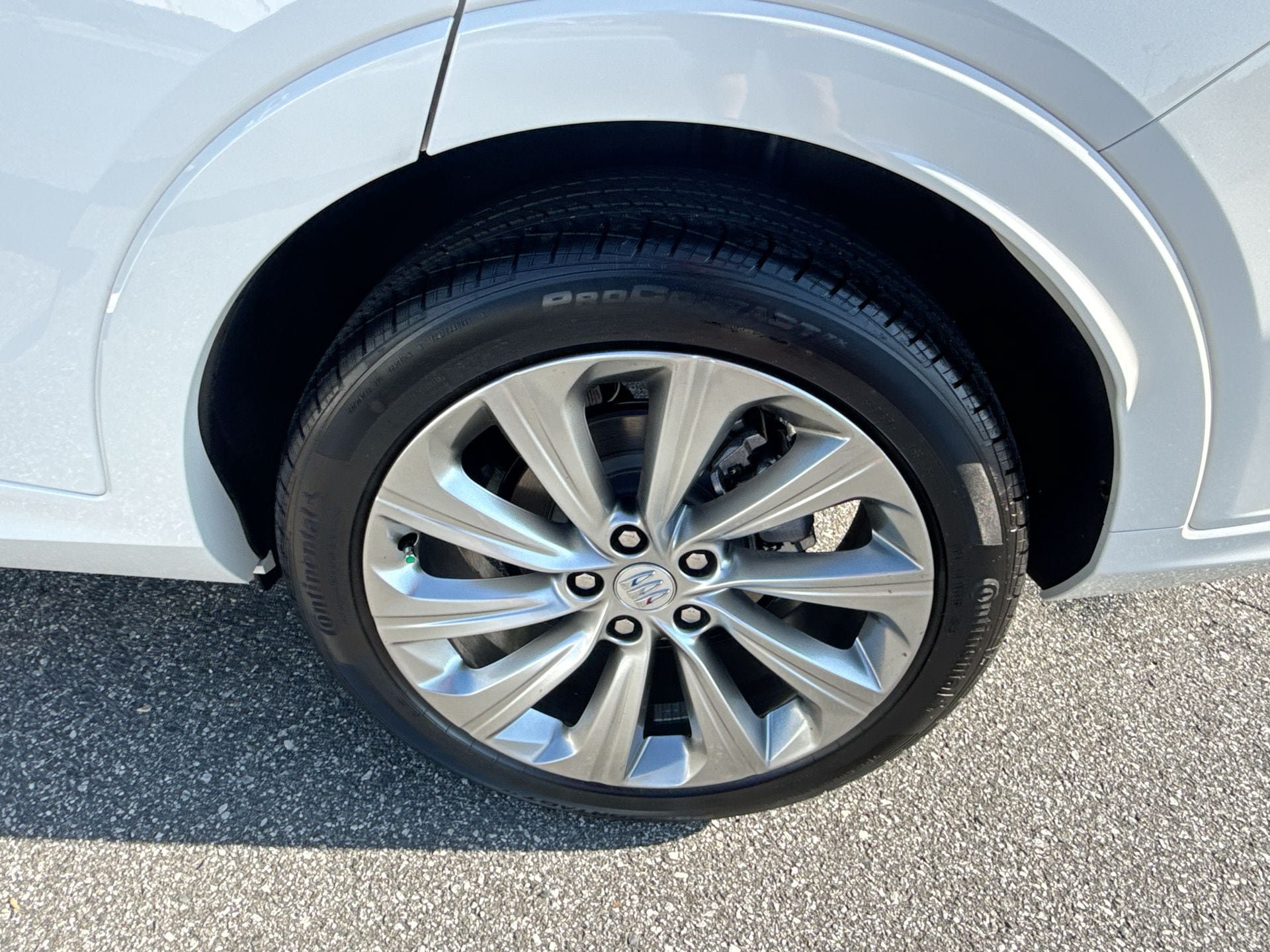 Used 2024 Buick Envista Avenir FWD image 32