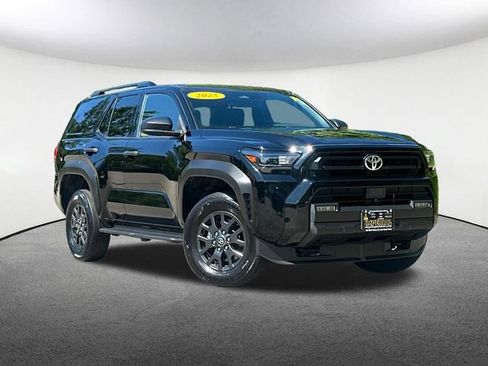 Certified 2025 Toyota 4Runner SR5 AWD/4WD image 2