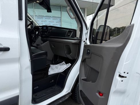 Used 2021 Ford Transit 250 Medium Roof RWD image 32