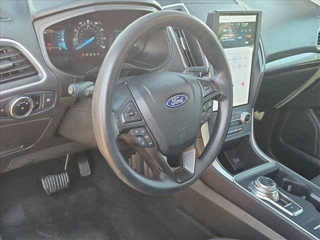Certified 2023 Ford Edge SE w/ Black Appearance Package AWD/4WD image 10