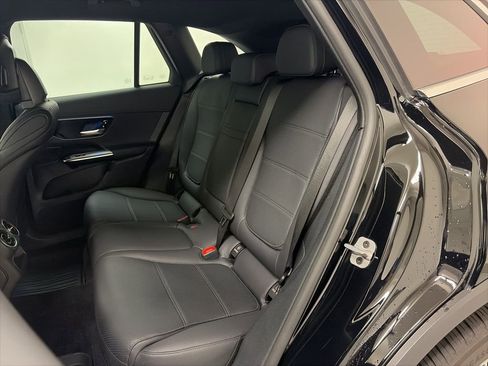 Certified 2025 Mercedes-Benz GLC 300 4MATIC image 16