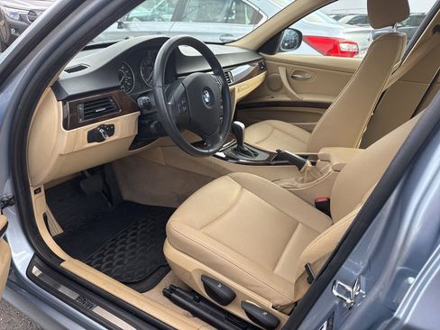 Used 2009 BMW 328i Sedan RWD image 3